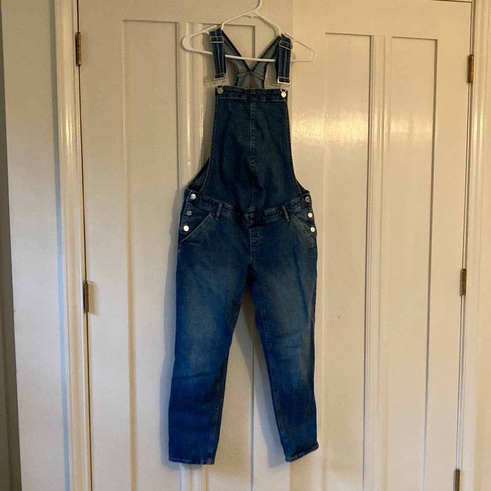 Gap maternity overalls size S
